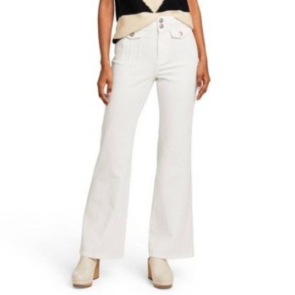 (L/12)- Victor Glemaud x Target High Rise Flare Jeans White‎